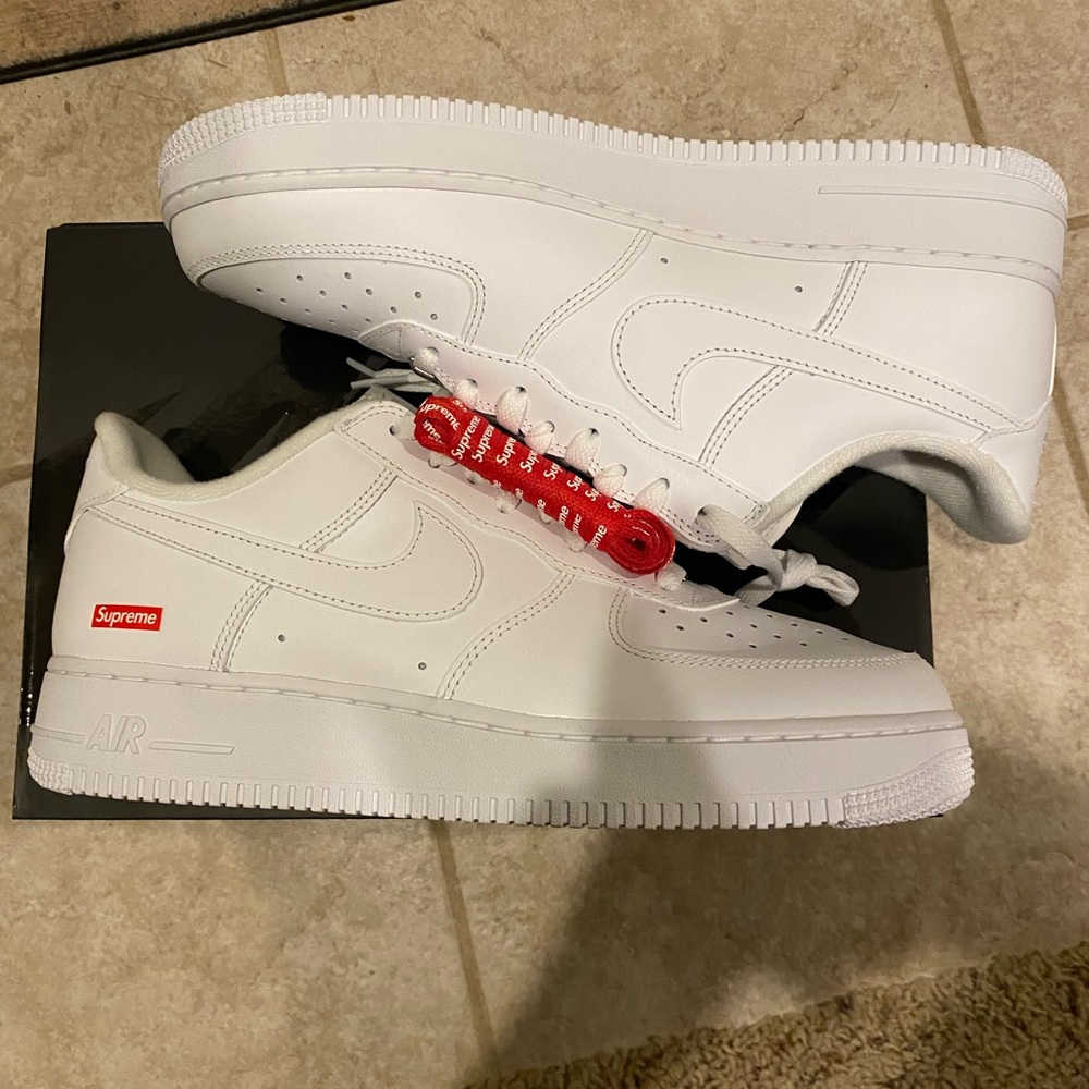 Supreme / Nike Air Force SP Low “White” BNIB Men’s SZ-10. - Picture 5 of 15